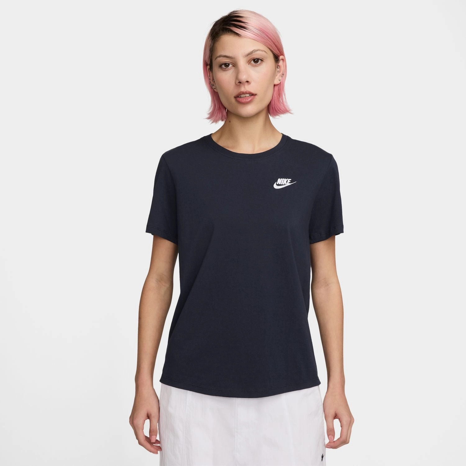 Outdoor Outfit Style Club Tee - Womens