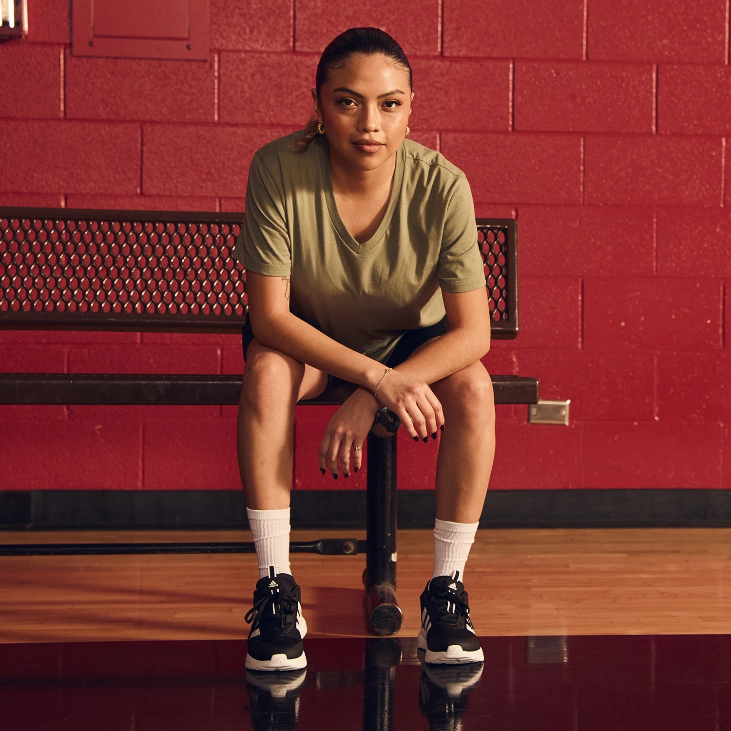 windproof Relaxed Comfort Look Vneck Tee - Womens