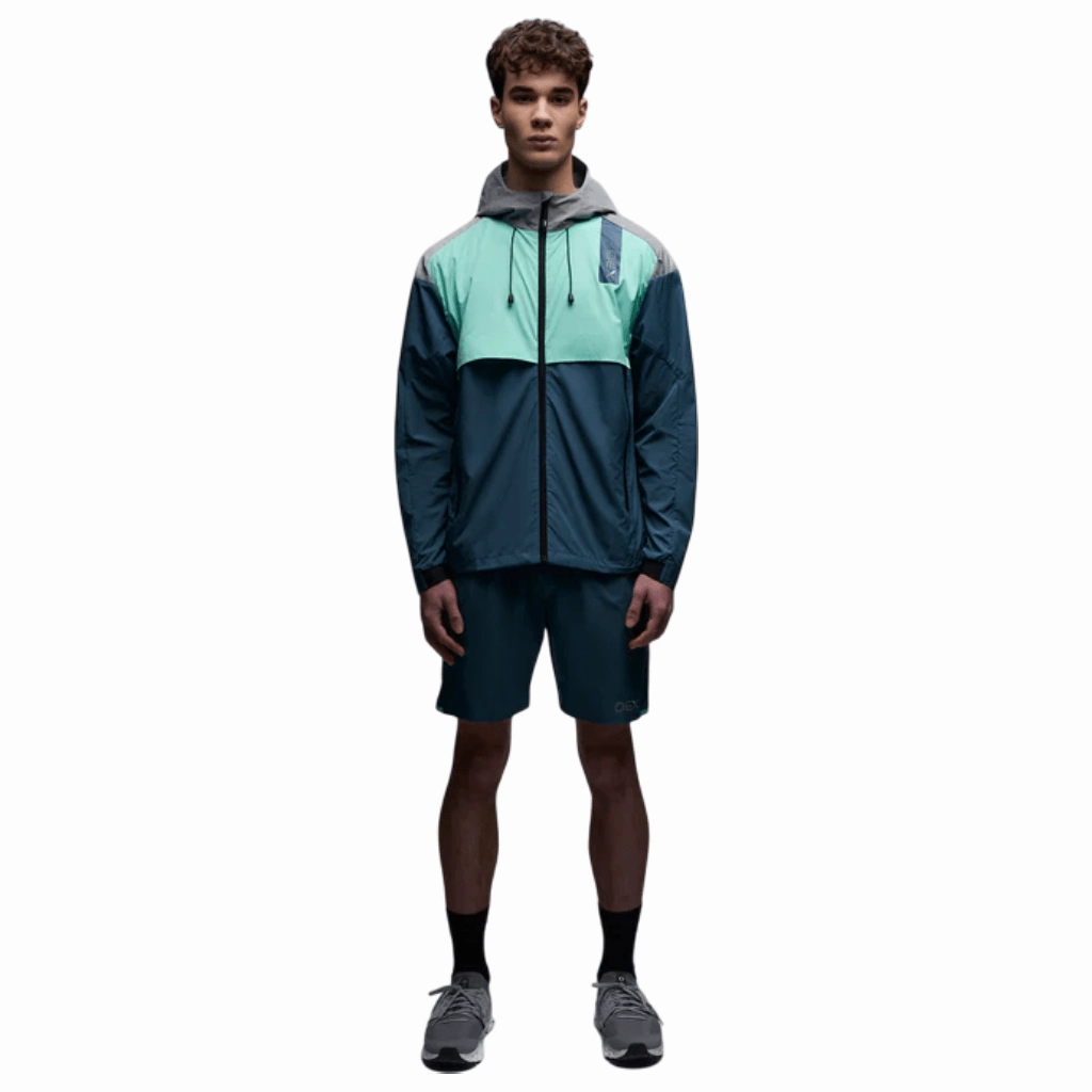 Textile lining ensures a smooth feel on contact OEX Repel Windrunner Jacket Men