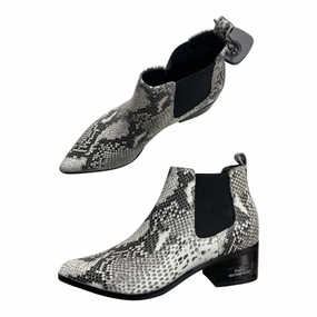 Boots Ankle Heels By Blondo In Snakeskin Print, Size: 8 Seamless Comfort Outdoor Explorer Durable Shell Trail Exploration