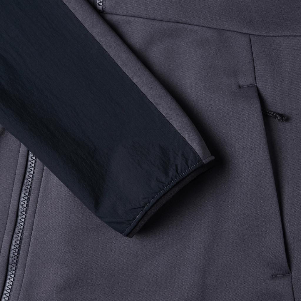 Berghaus Reacon Jacket Men No Pressure Stitchless seams lower the risk of foot irritation