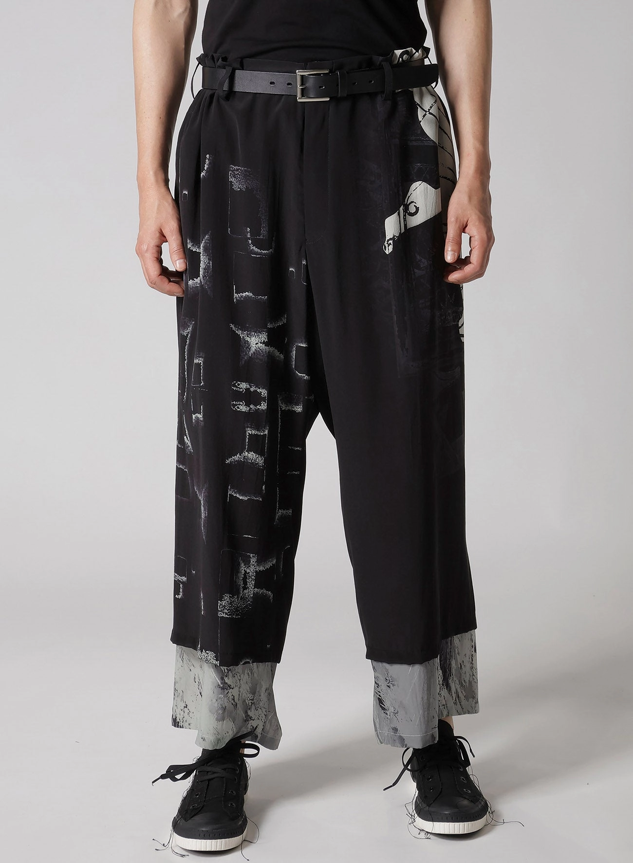 LAYERED PRINT PANTS Layer Friendly