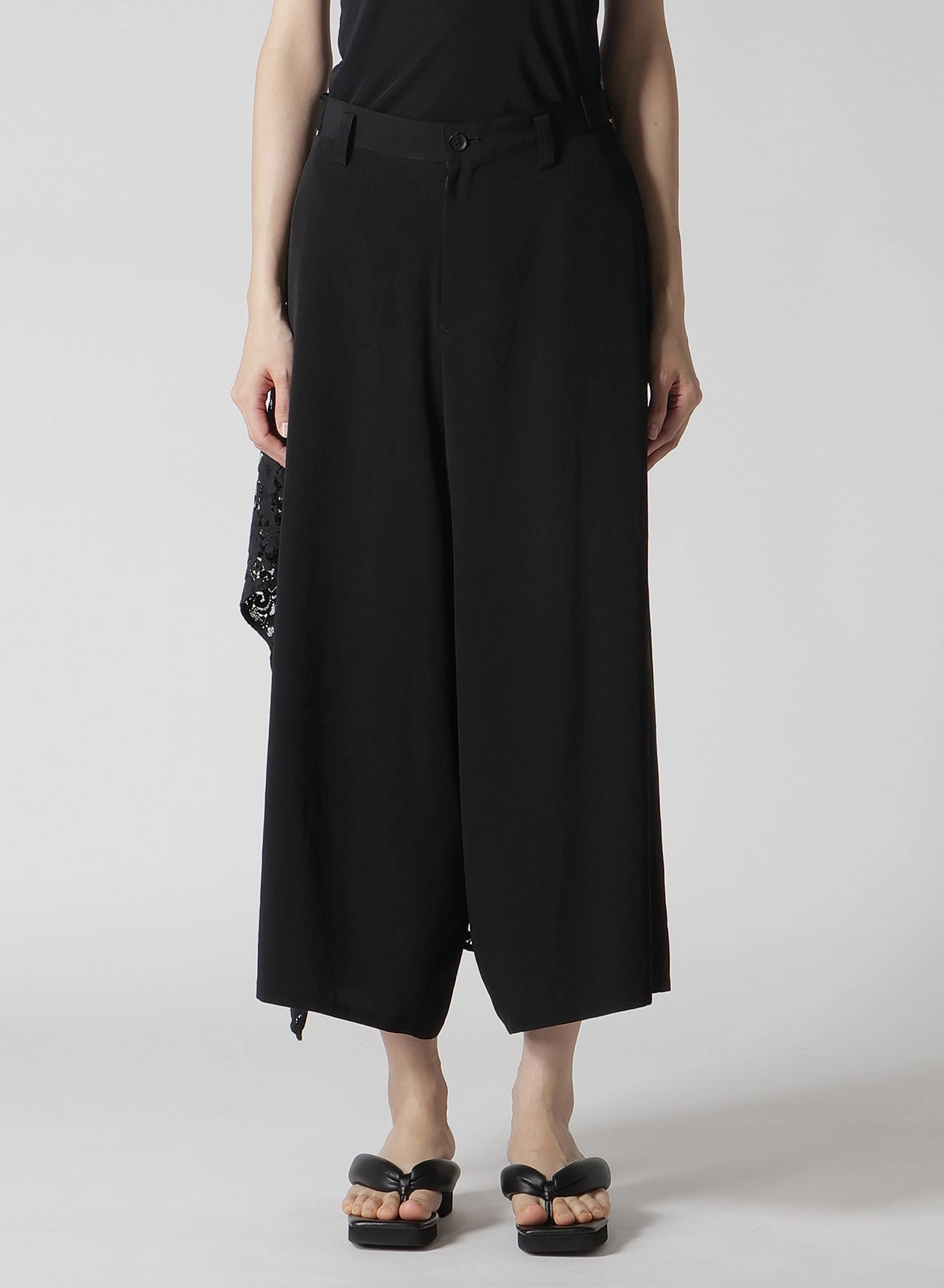 TA/PE CREPE DE CHINE BACKSIDE DRAPED D PANTS Adjustable Fit