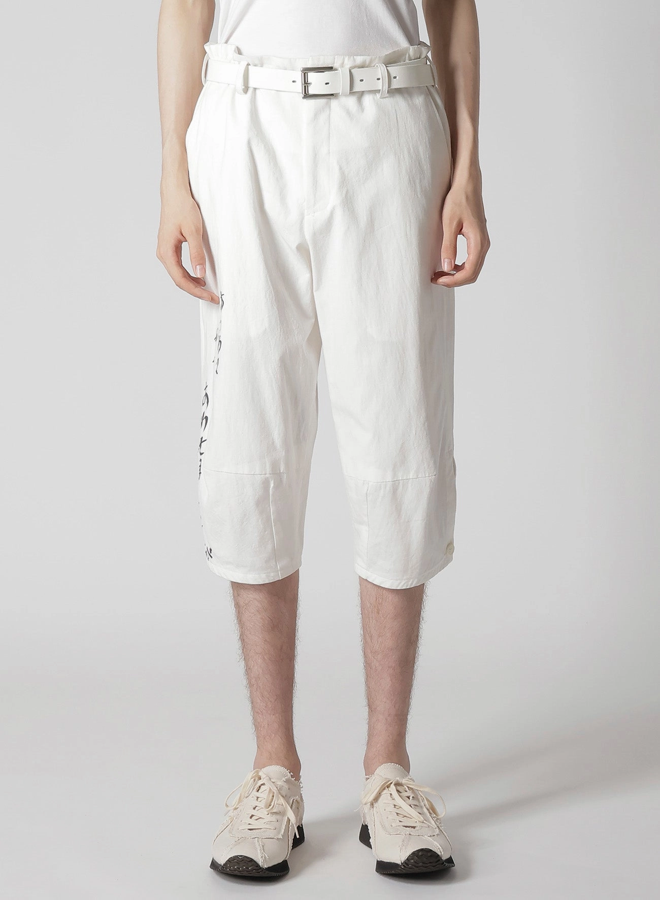 Minimal Edge Soft Structure C/L PRINTED DARTS DETAIL PANTS