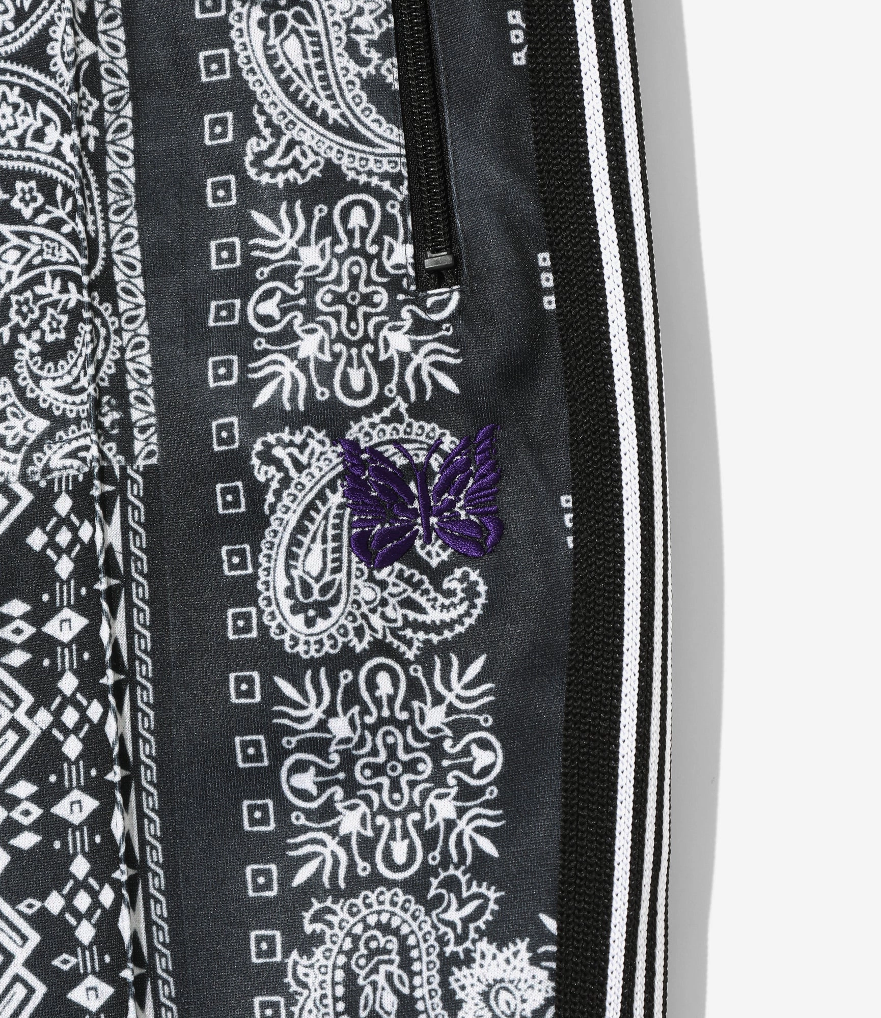 Track Short ?C?Black Bandana Print Daily Wear Quick Release Closure