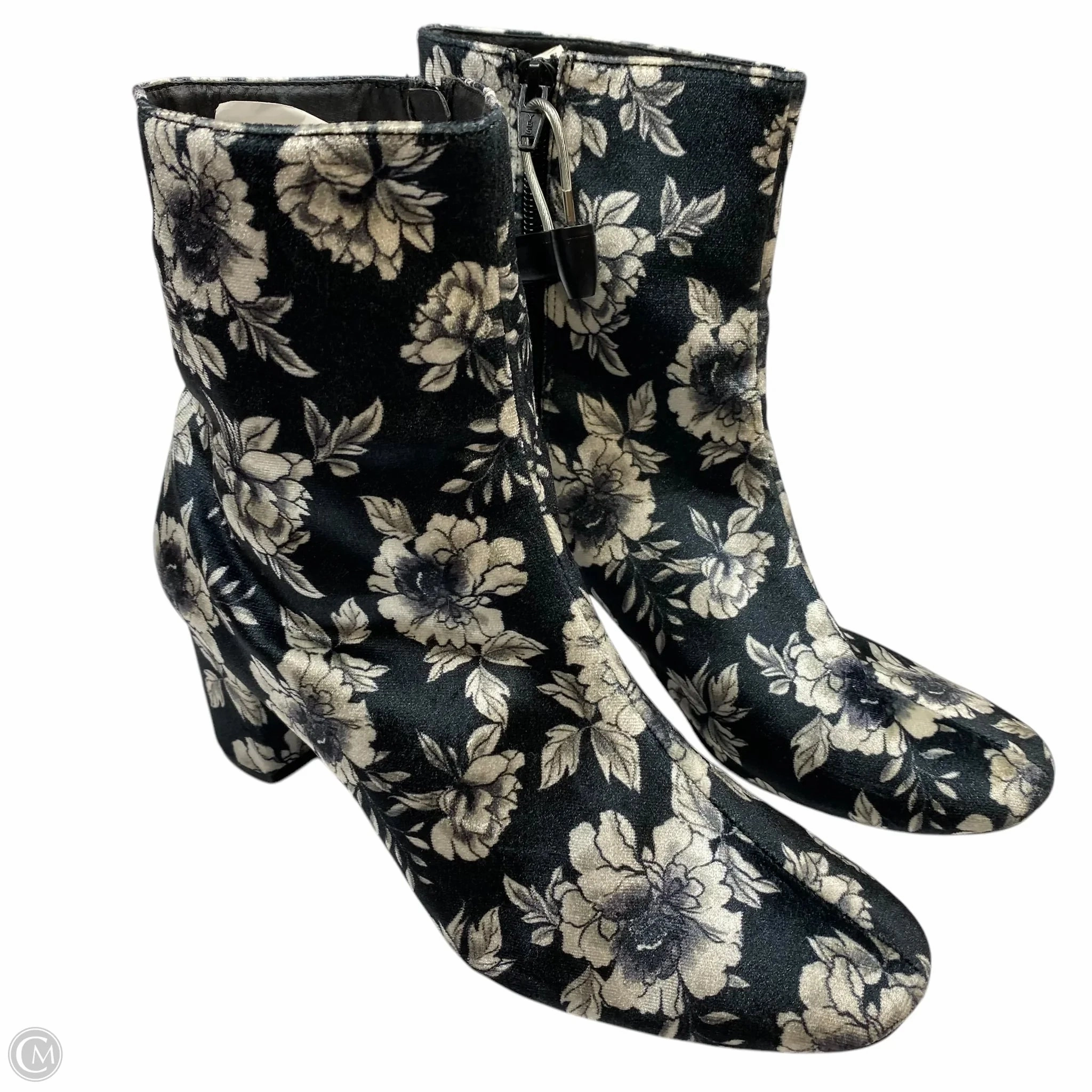 Boots Ankle Heels By Clothes Mentor In Grey, Size: 9 slip-resistant