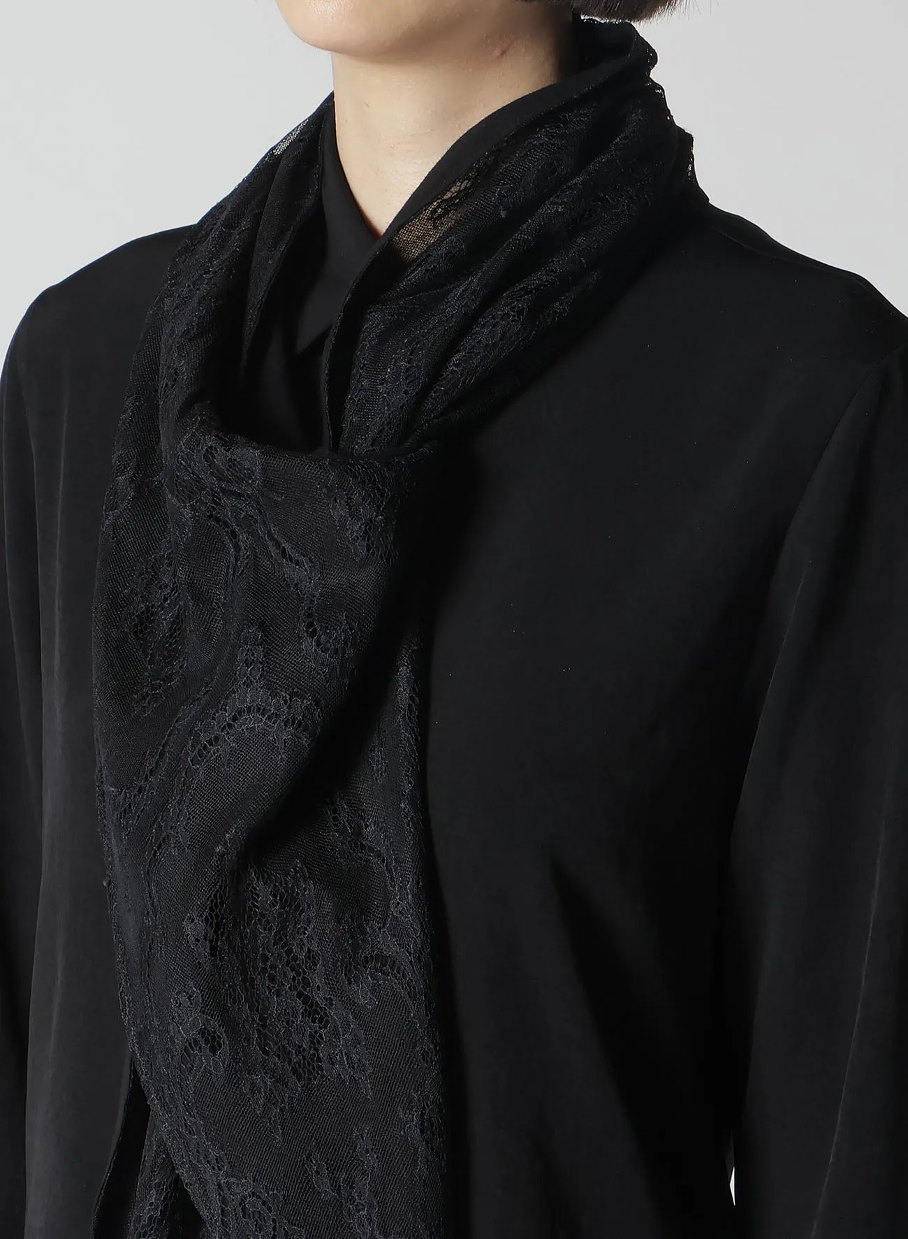 Durable Thread Construction TA/PE CREPE DE CHINE STOLE DETAIL BLOUSE
