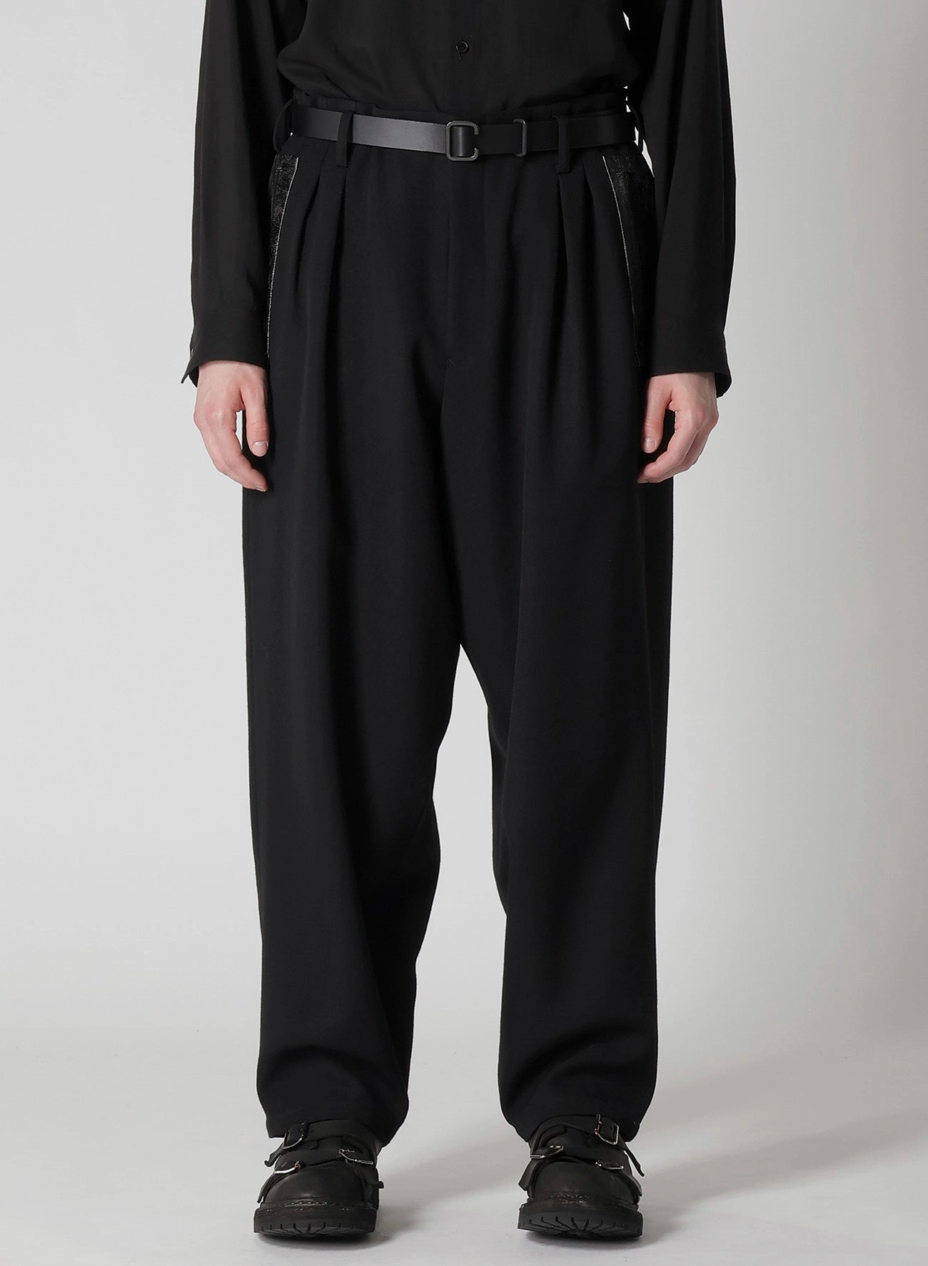 ARMY GABARDINE SIDE PATCH PANTS Heat Control Stylish Look