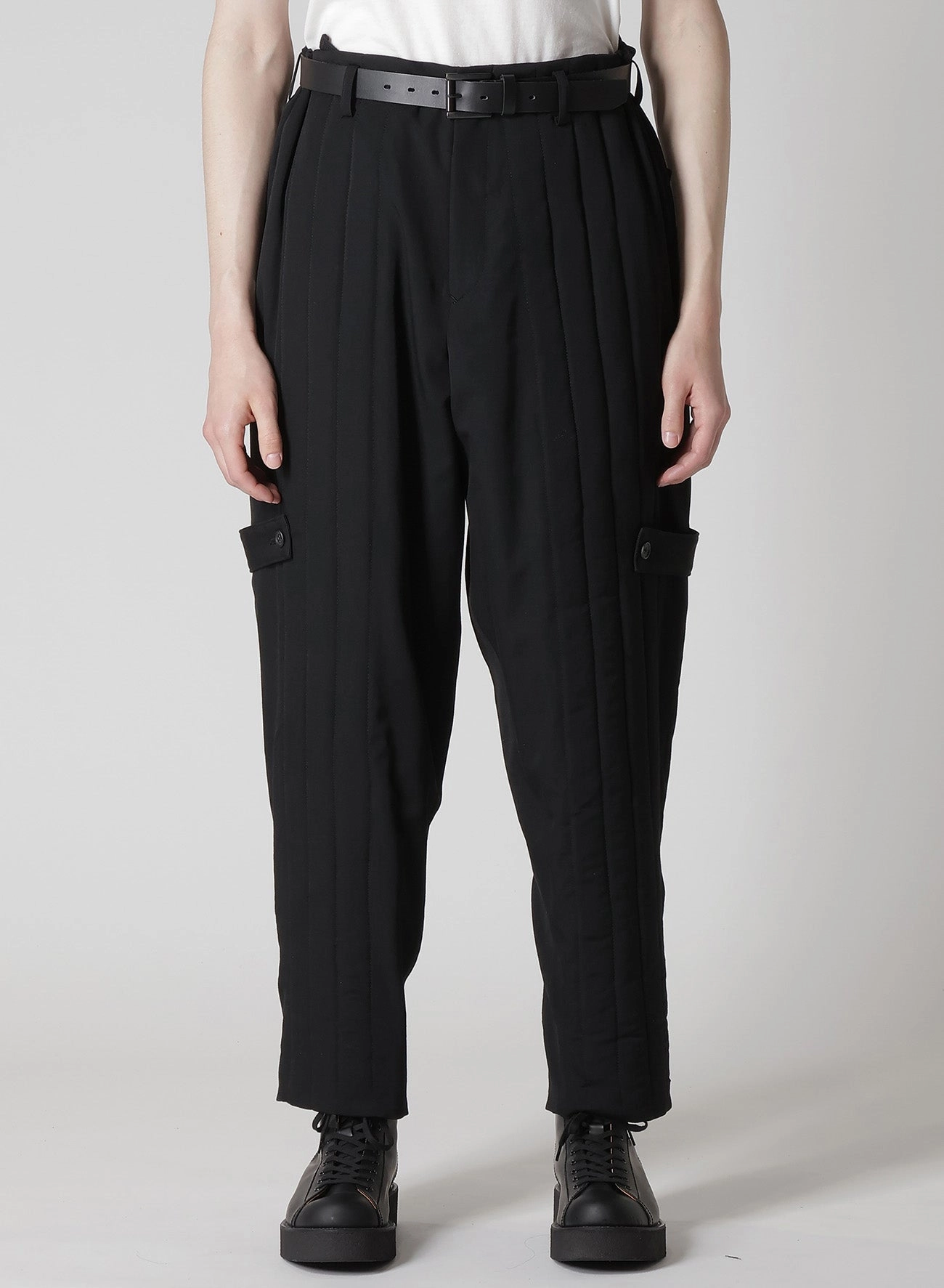 Sleek Appearance WOOL GABARDINE TAB DETAIL PADDED PANTS