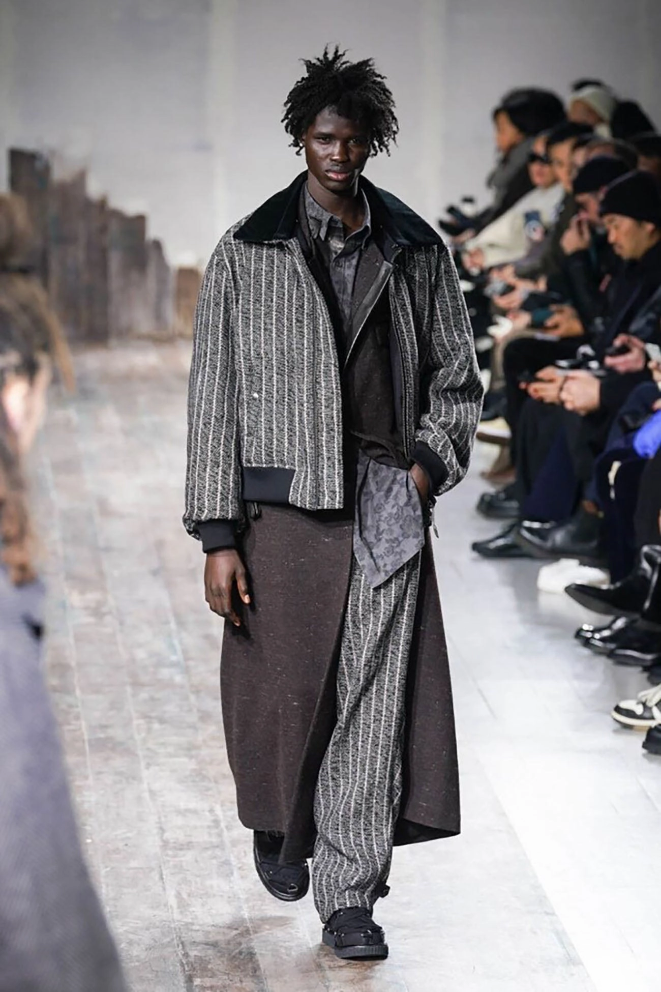 WOOL SPINNING LEATHER SWITCH COLLAR BUTTON JACKET Slim Layer