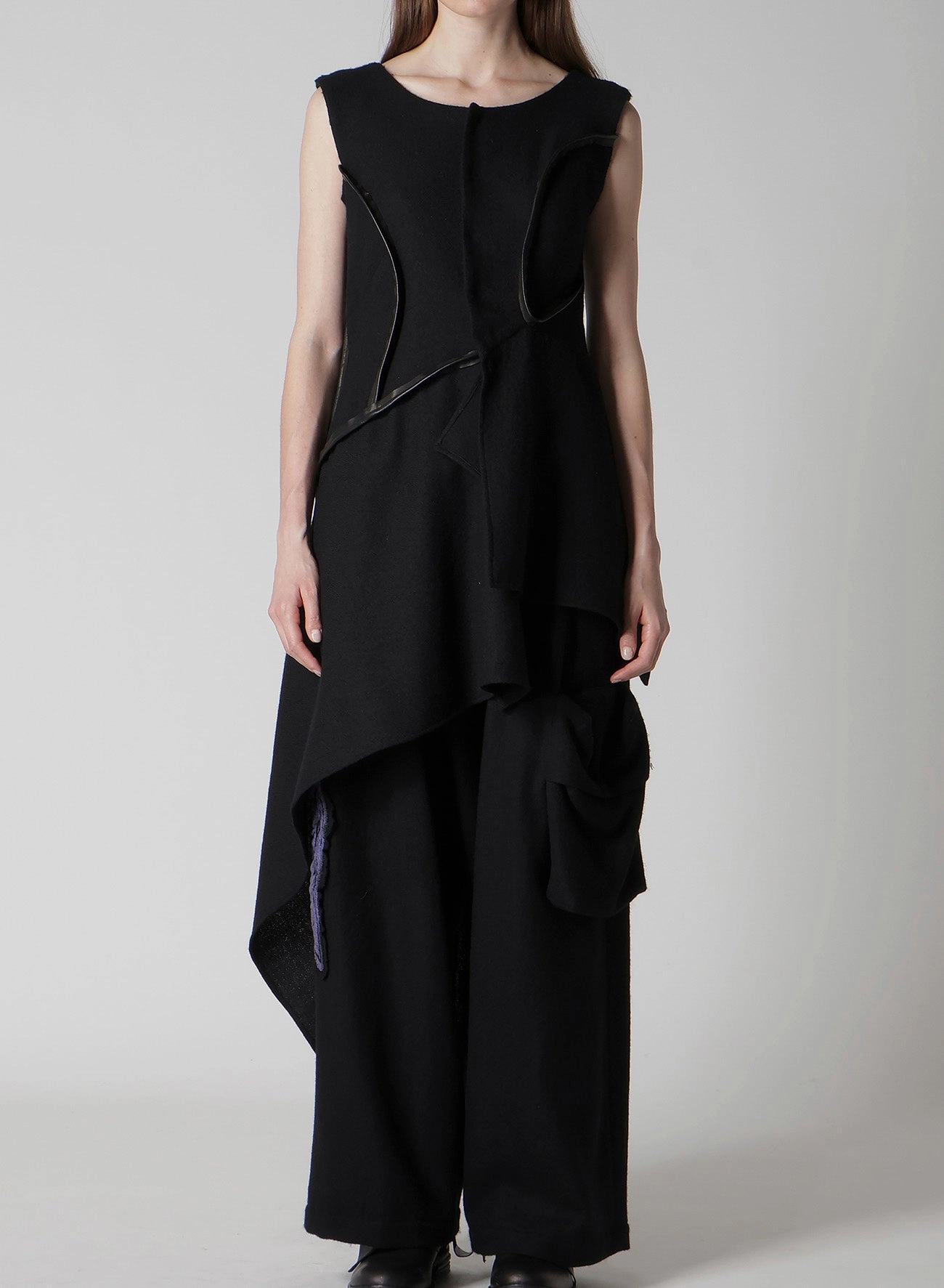 Gender Inclusive WOOL VIYELLA LEATHER PIPING DRESS